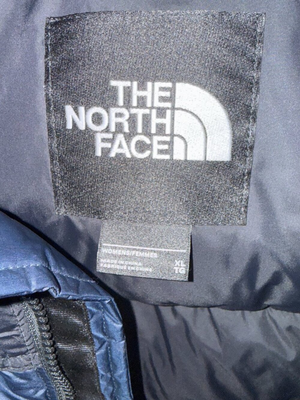 North Face Vest Womens XL 700 Down Nuptse Retro Puffer Hooded Insulated Two-Tone - Picture 2 of 14